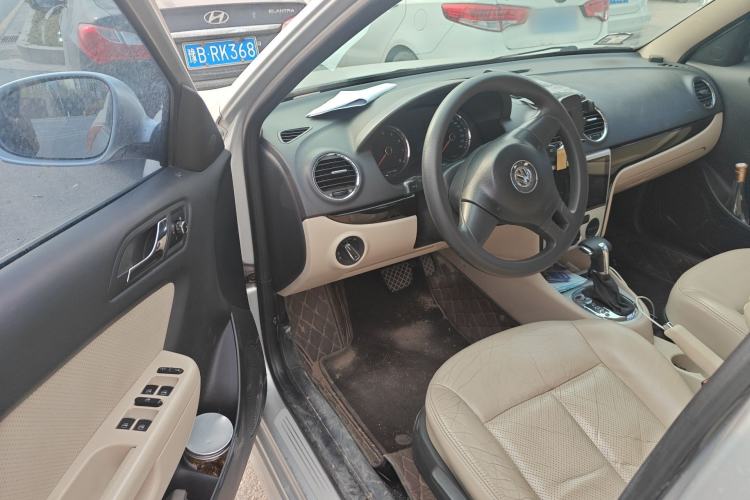 Used Volkswagen Lavida 2011 1.4 TSI DSG Prestige Edition Driver Seat