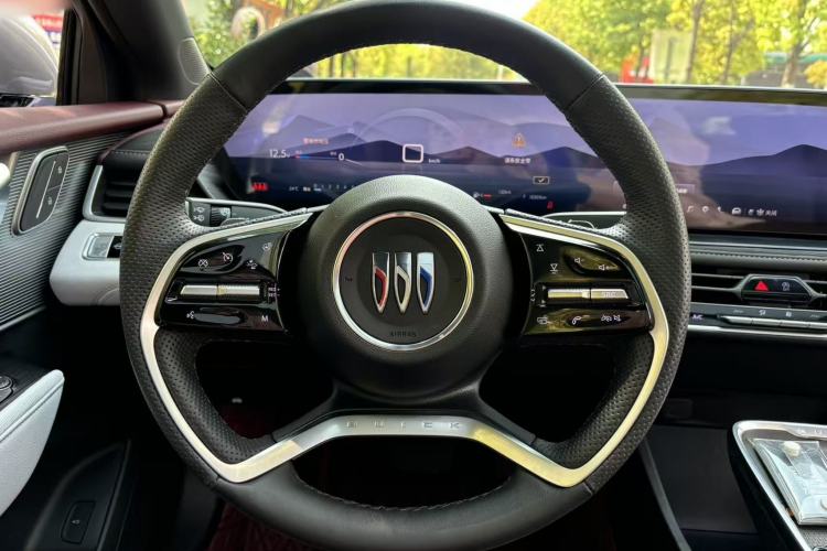 Used Buick LaCrosse 2023 28T Prestige Edition