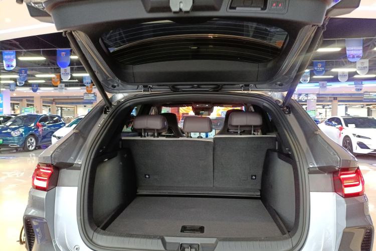 Used BYD Song PLUS New Energy 2025 DM-i Smart Drive 112KM Prestige Model Trunk