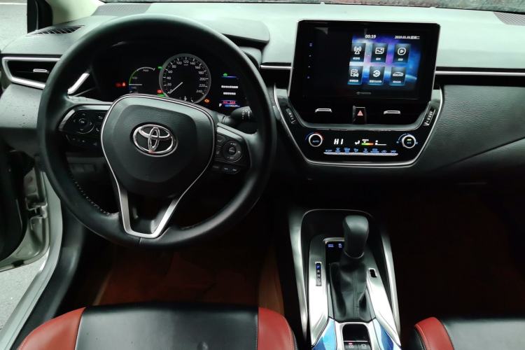 Used Toyota Corolla 2019 Dual-Engine 1.8L E-CVT GL-i Elite Edition Steering Wheel