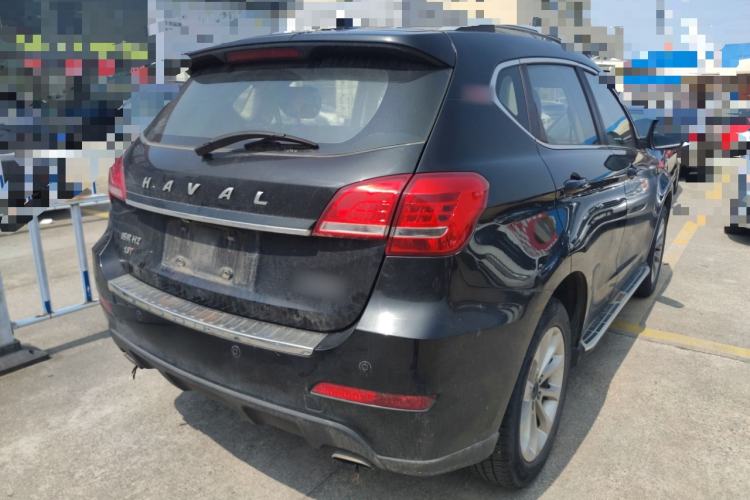 Used Haval H2 2017 Red-Label 1.5T Manual Two-Wheel Drive Luxury Model