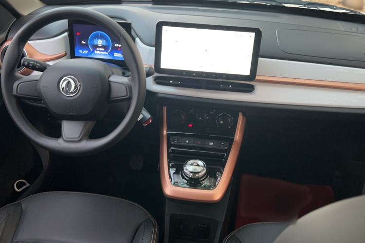 Used Dongfeng NAMMI BOX 2022 Chasing Wind Edition 331 km Standard Model
