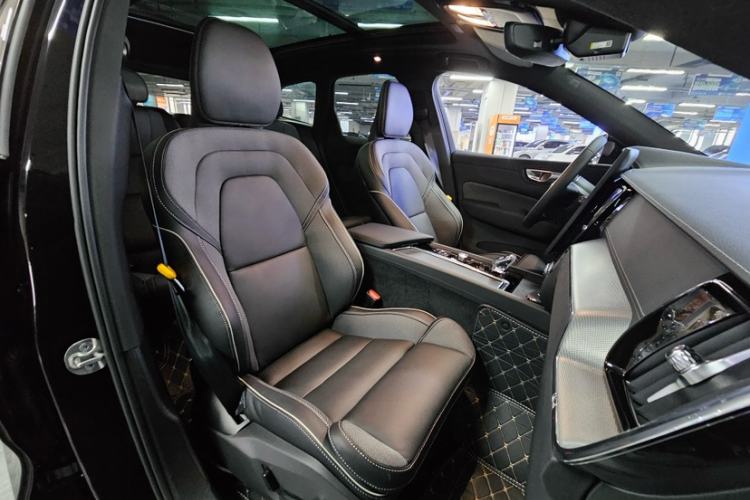 Used Volvo XC60 2026 B5 4x4 Smart Range Extreme Night Black Edition