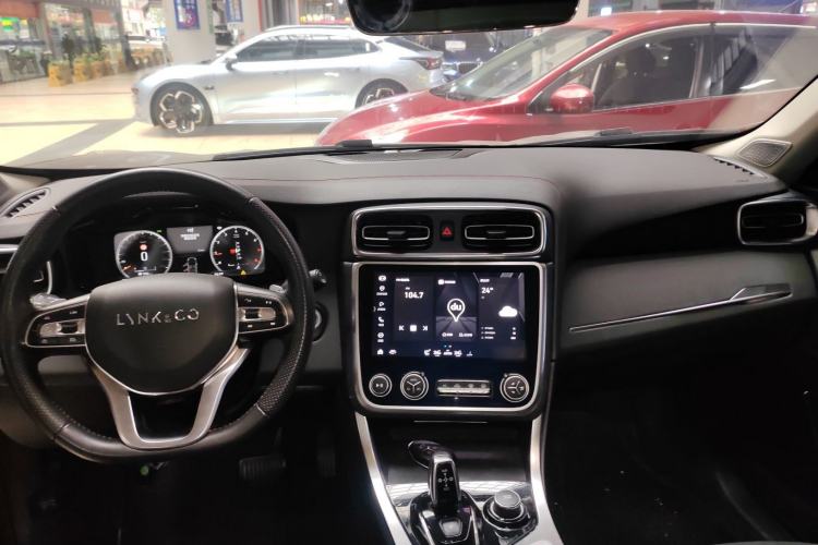 Used Lynk & Co 01 2019 2.0T Four-Wheel Drive Genie Pro Version China VI Standard