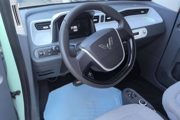 Used Wuling Hongguang MINIEV 2022 Macaron Premium Model – Lithium Iron Phosphate