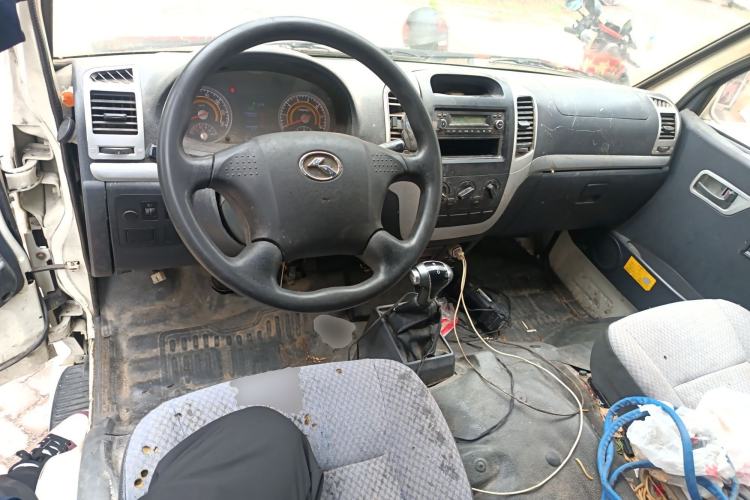 Used King Long Longyao 8 2022 Pure Electric Van Flat Roof 50.232 kWh