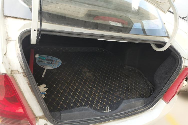 Used Chevrolet Sail 2013 Sedan 1.4L Manual Ideal Happiness Edition Trunk