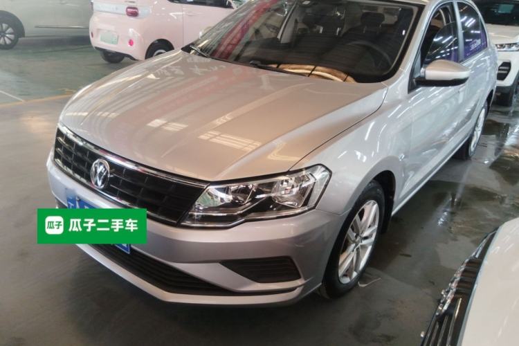 Used Volkswagen Jetta 2019 Dream Edition 1.4L Manual Fashion Version