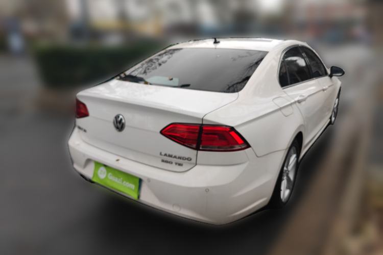 Used Volkswagen Lamando 2015 280TSI DSG Comfort Edition
