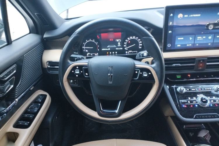 Used Lincoln Corsair 2020 2.0T Two-Wheel Drive Luxury Edition Steering Wheel