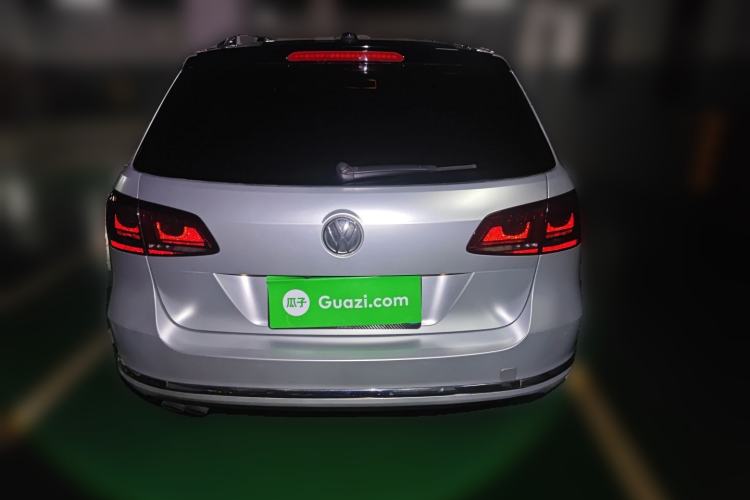 Used Volkswagen Magotan 2012 Travel Edition 2.0 TSI Luxury Version
