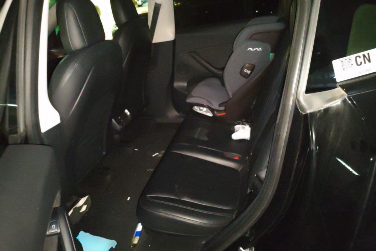 Used Tesla Model Y 2021 Performance High-Performance All-Wheel-Drive Version Left Rear Seat