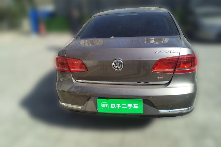 Used Volkswagen Magotan 2015 1.8TSI Advanced Model Rear