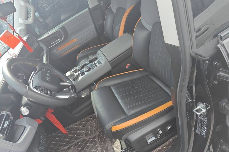 Used BAIC Off-Road BJ40 2024 2.0T All-New Urban Hunter Edition Ultimate Version