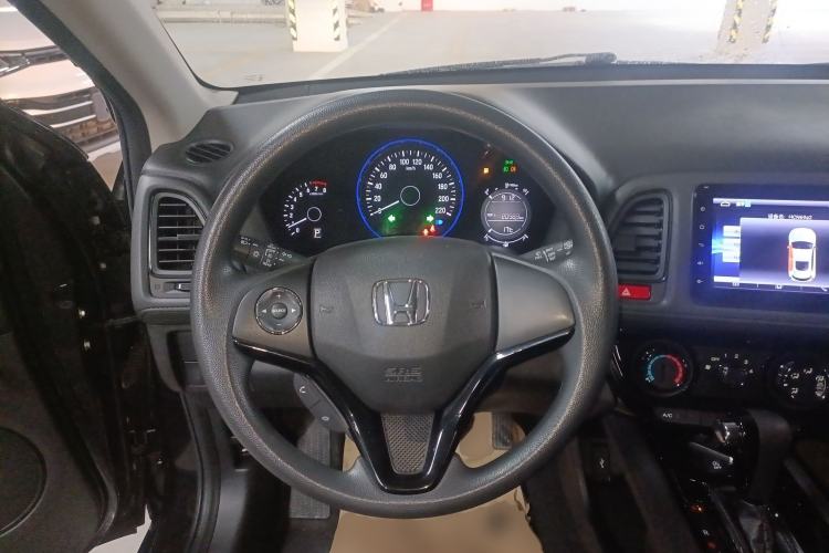 Used Honda Vezel 2017 1.8L CVT Front-Wheel Drive Pioneer Edition