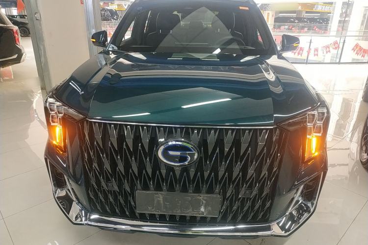 Used GAC Trumpchi ES9 2024 PHEV with 143 km Max Front