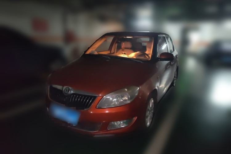 Used Skoda Fabia 2012 1.6L Automatic Crystal Edition