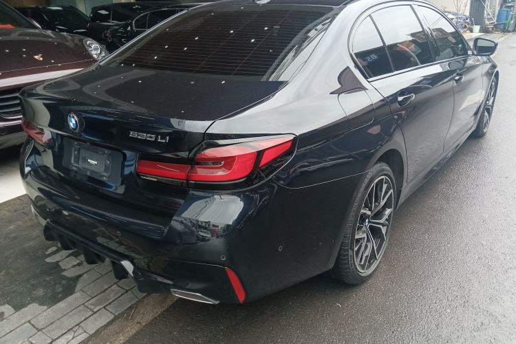 Used BMW 5 Series 2022 Second Facelift 530Li Luxury Version M Sport Package Rear Right 45 Deg