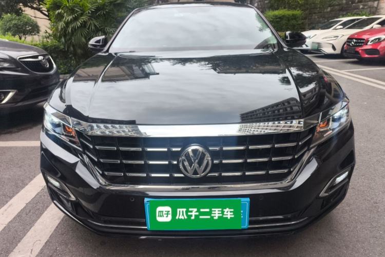Used Volkswagen Passat 2020 330TSI Elite Edition China VI Front