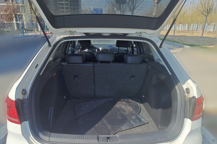 Used Volkswagen Gran Lavida 2013 1.4 TSI Automatic Comfort Model