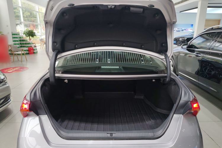 Used Toyota Avalon 2022 Dual-Engine 2.5L Luxury Edition