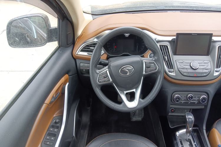 Used Soueast DX7 2017 1.5T Automatic Glory Edition Steering Wheel