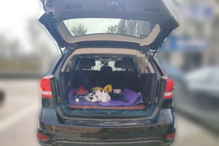 Used Dodge Journey 2014 2.4L Two-Wheel Drive Touring Edition