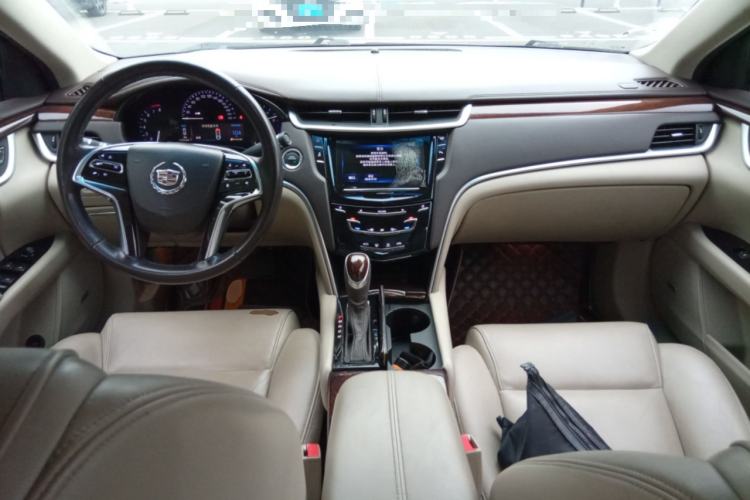 Used Cadillac XTS 2015 28T Elite Model Center Console