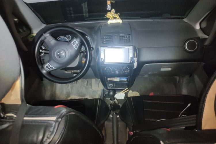 Used Suzuki SX4 2011 Revised Version 1.6L Manual – Dynamic Edition
