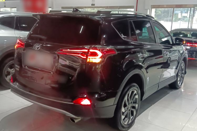 Used Toyota RAV4 2016 2.5L Automatic 4x4 Elite Edition