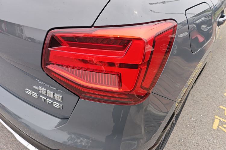 Used Audi Q2L 2021 35 TFSI Fashion Dynamic Model
