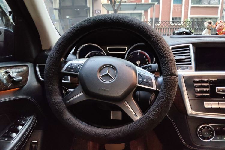 Used Mercedes-Benz GL-Class  Steering Wheel