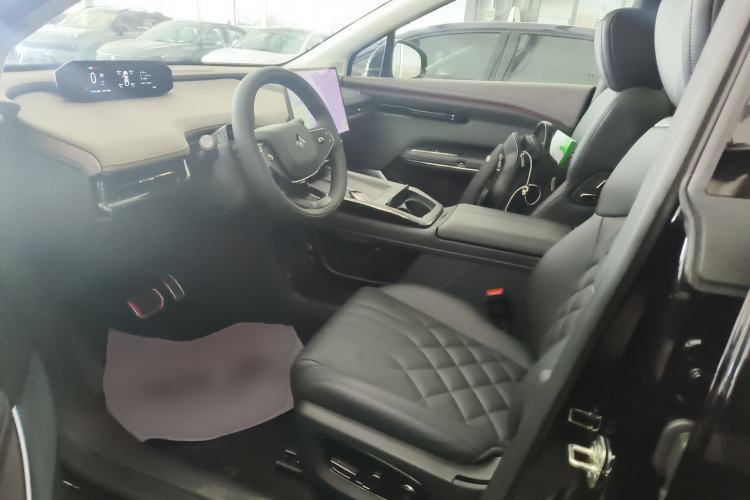 Used Hyptec HT 2025 825 Max Left Front Seat