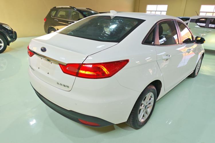 Used Ford Escort 2019 Revised 1.5L Automatic ZhiXiang Version (Tire Pressure Monitoring) China VI Standard