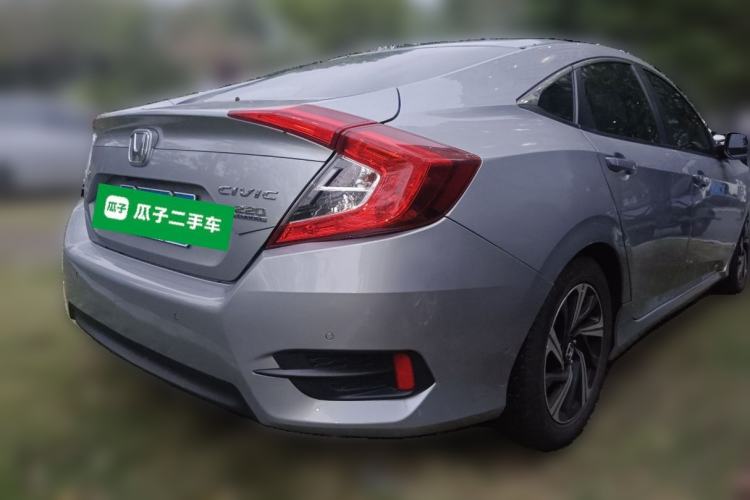 Used Honda Civic 2016 220TURBO CVT Luxury Edition