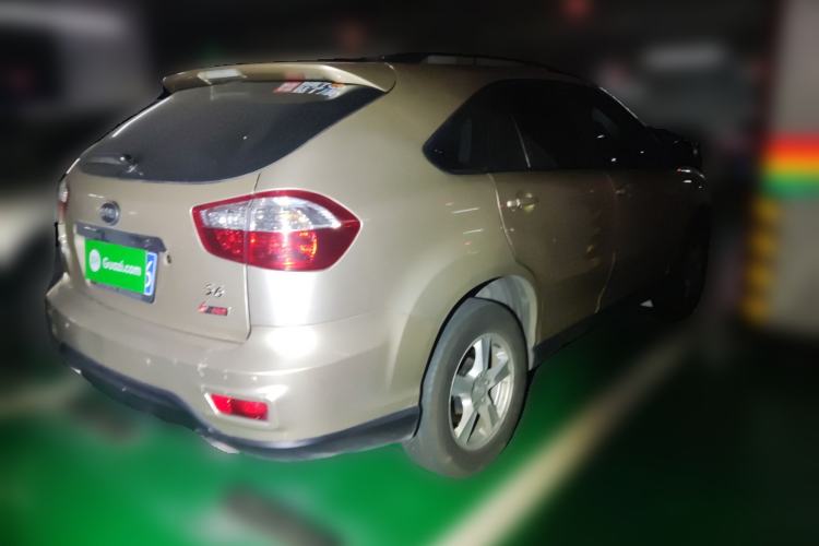 Used BYD S6 2014 2.4L Automatic Prestige 5-Seater