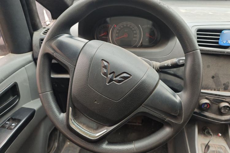 Used Wuling Zhengcheng 2015 1.5L Comfort L3C
