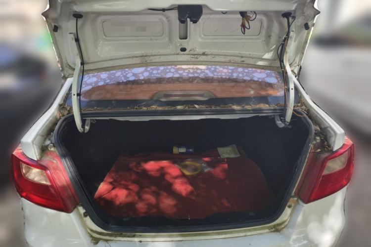 Used CHANGAN Alsvin V3 2012 1.3L Manual Comfort Version China IV Standard
