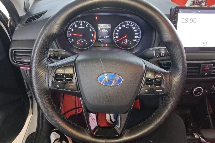 Used Hyundai Celesta 2020 1.6L Automatic GL Enjoyable Edition Steering Wheel