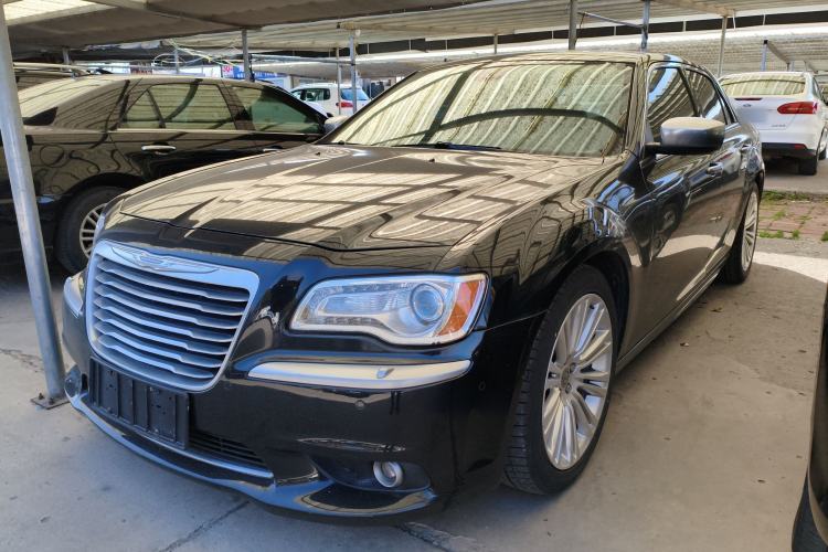 Used Chrysler 300C 2014 3.0L Excellence Edition
