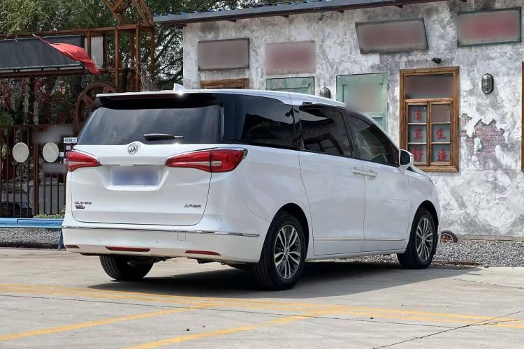 Used Buick GL8 2017 ES 28T Luxury Model China V Standard Exterior 4