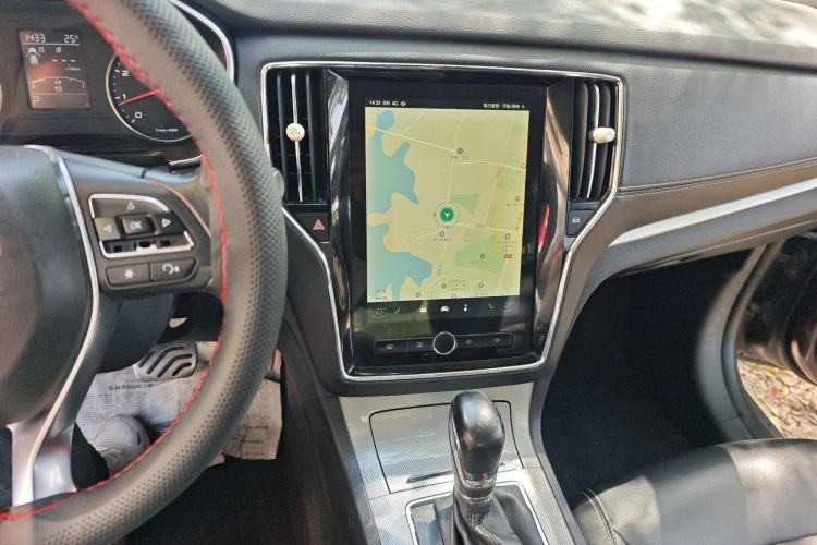 Used Roewe RX5 2016 20T Two-Wheel Drive Automatic Internet Smart Edition