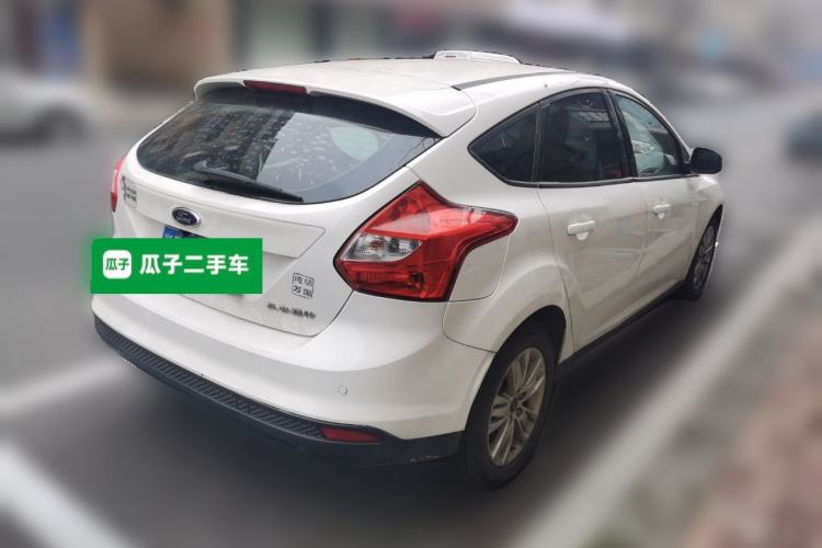 Used Ford Focus 2012 Sedan 1.6L Manual Comfort Model
