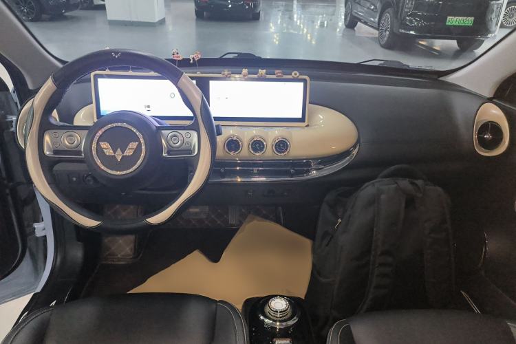 Used Wuling Bingo 2023 410 km Lingxi Deluxe Edition

