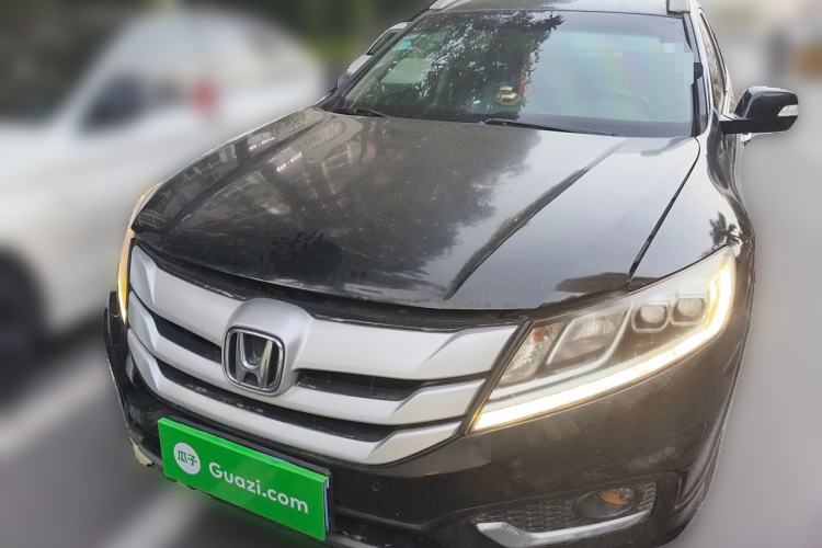 Used Honda Crosstour 2014 2.4L Luxury Edition Front