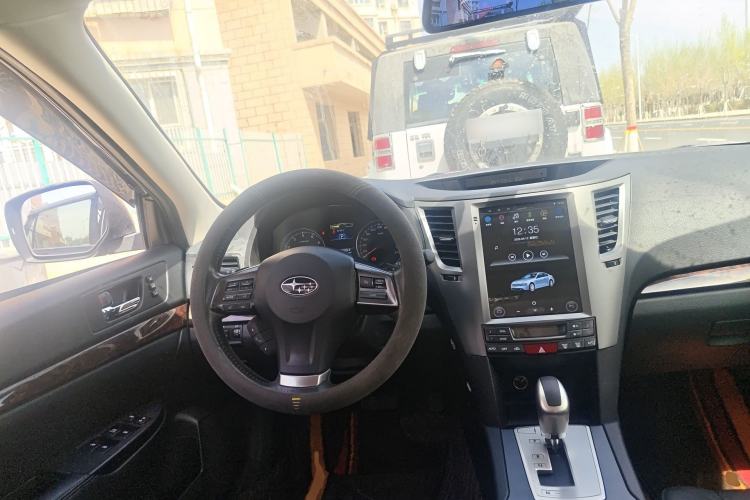 Used Subaru Outback 2013 2.5i Luxury Edition Steering Wheel