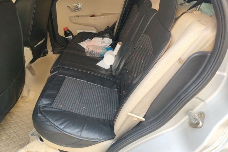 Used Chery Fengyun 2 2013 Hatchback 1.5L Manual Ruiyi Edition