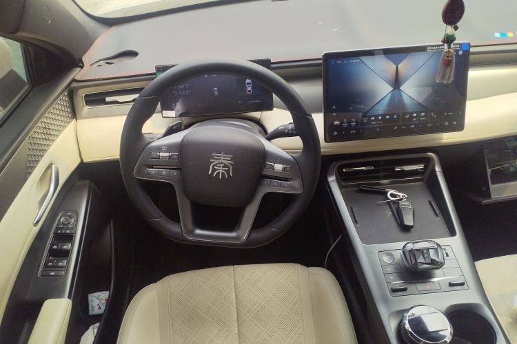 Used BYD Qin PLUS 2025 DM-i Smart Drive 120KM Superior Model
