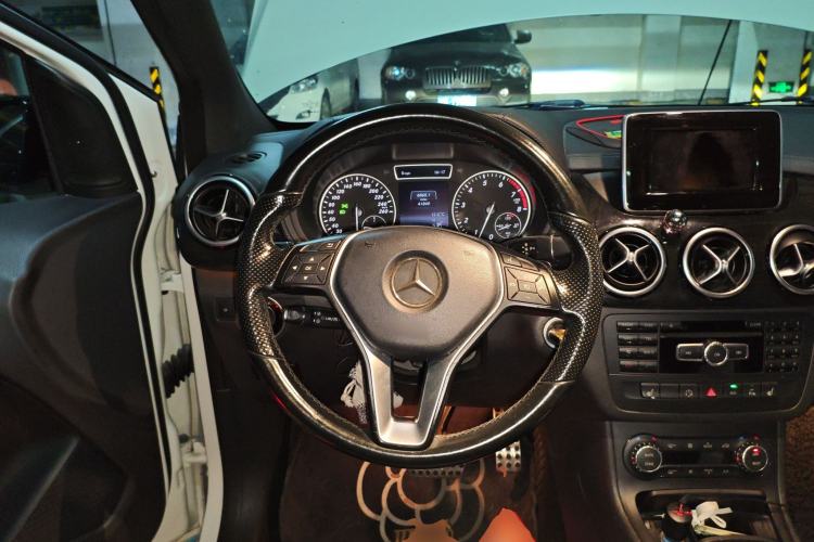 Used Mercedes-Benz B-Class 2013 B 260
