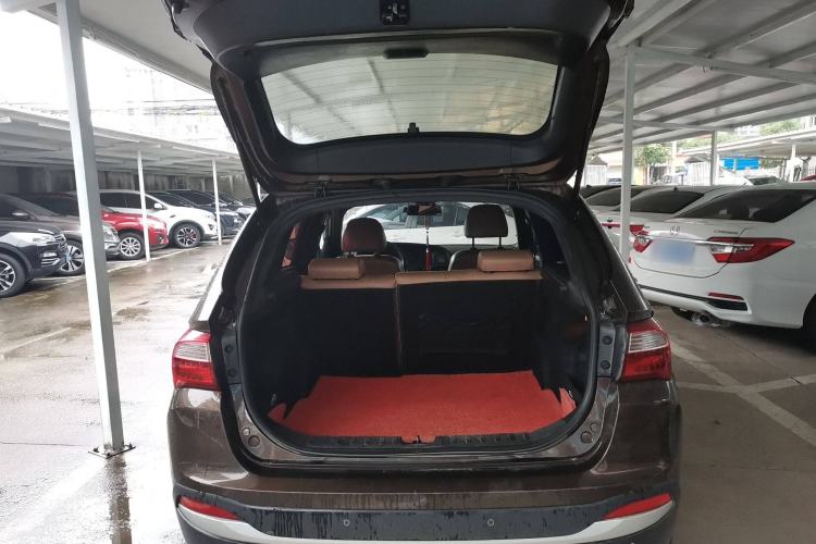 Used Brilliance V5 2014 1.5T Automatic Two-Wheel Drive Luxury Version